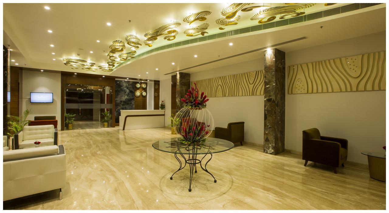 Tulip Inn Бангалор Экстерьер фото